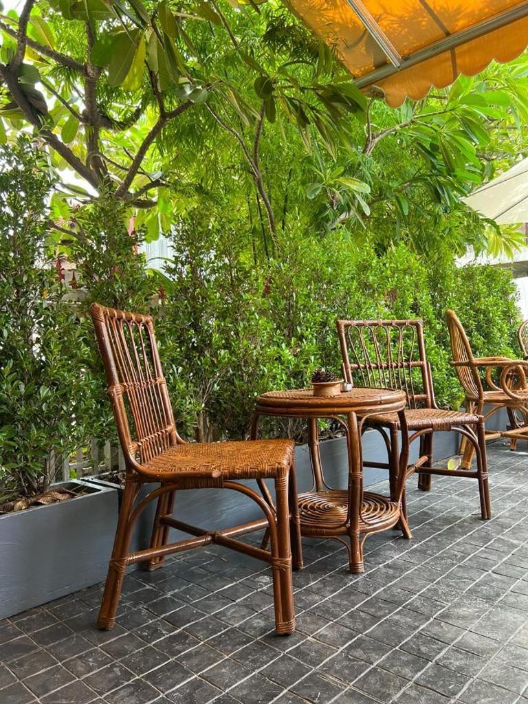ויינטיאן Petit Espace Boutique Hostel מראה חיצוני תמונה