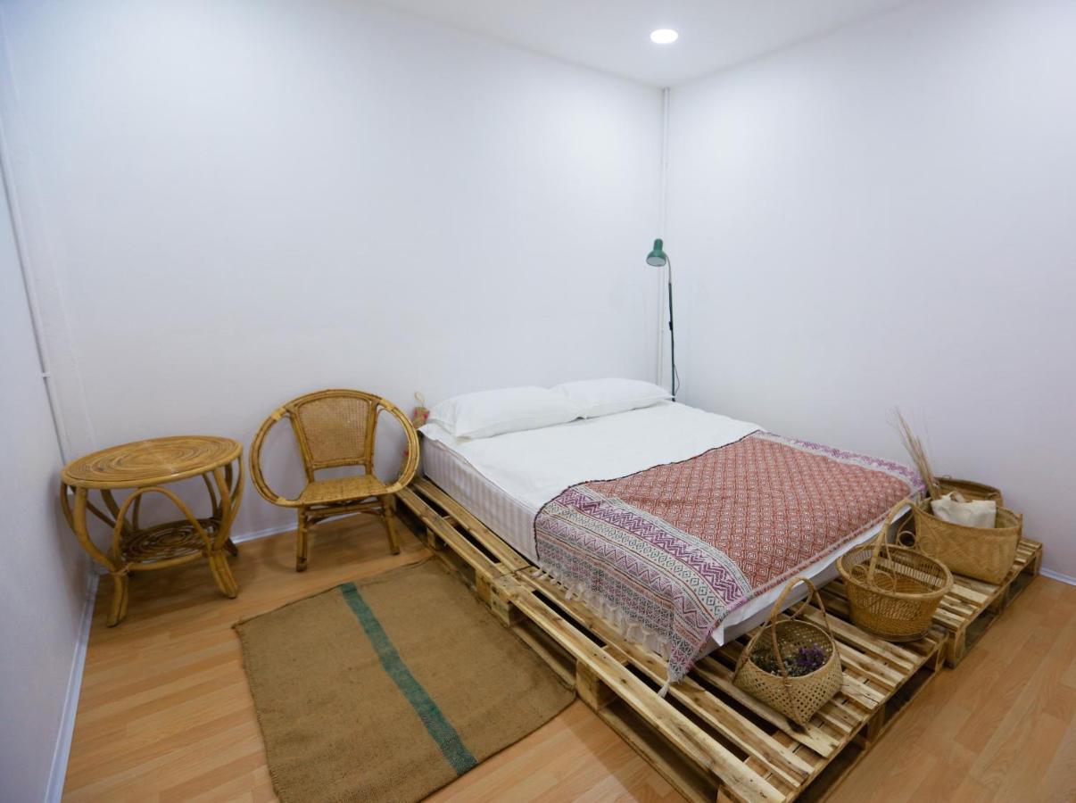 ויינטיאן Petit Espace Boutique Hostel מראה חיצוני תמונה