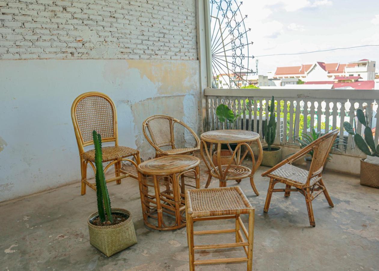 ויינטיאן Petit Espace Boutique Hostel מראה חיצוני תמונה